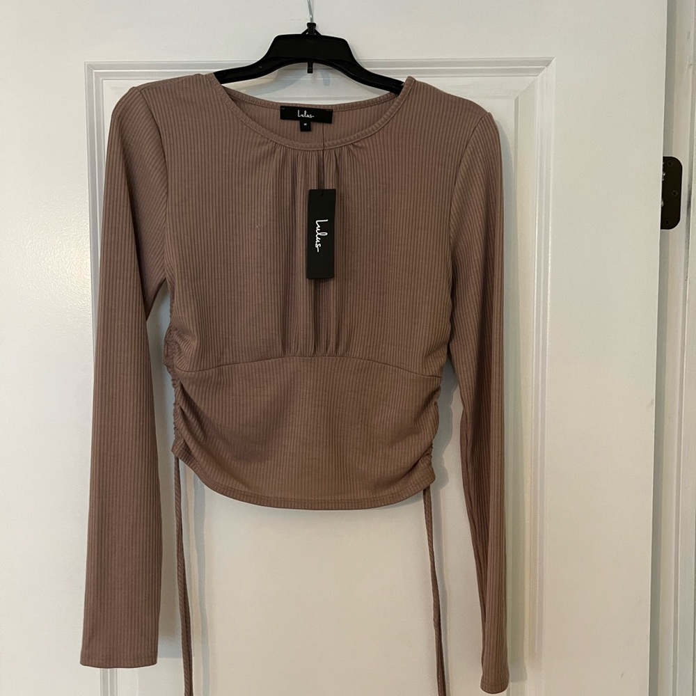 Lulu’s long sleeve top.
